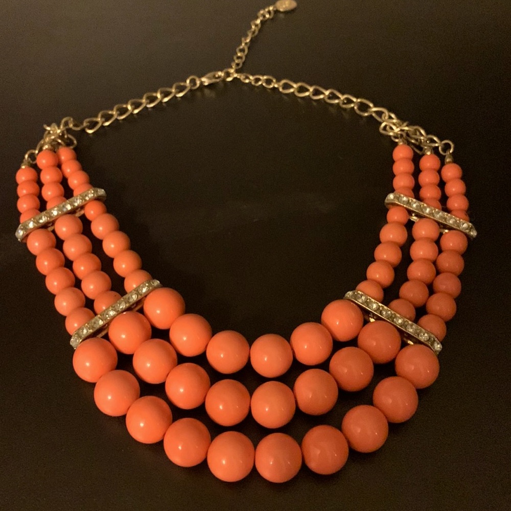 Orange pearled lucid necklace